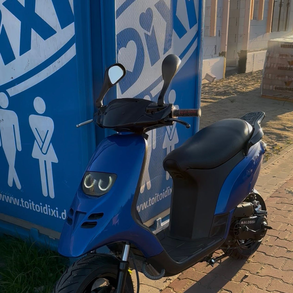 Gilera Runner Mirrors Left and Right M8