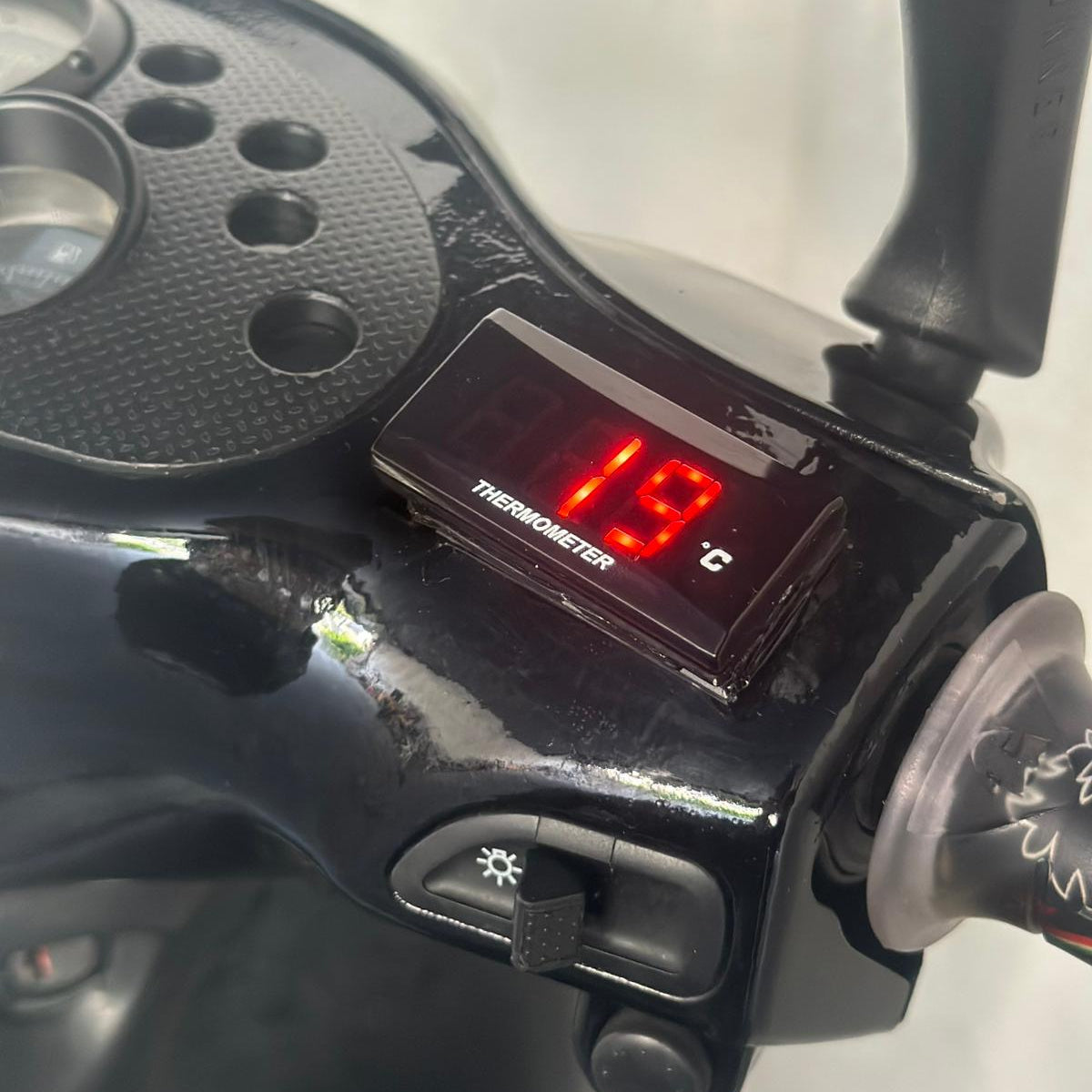 AC KOSO Temperature Mini Meter Universal Thermometer
